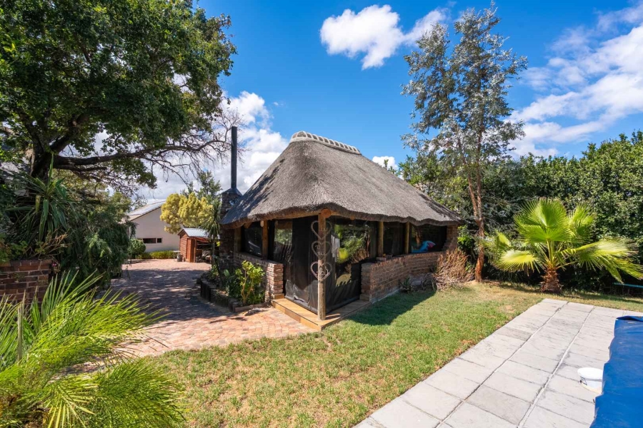 5 Bedroom Property for Sale in Sonstraal Heights Western Cape